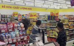 Ảnh vui 4-10: 'Hôm nọ khách hàng đòi thịt tươi hơn?!'