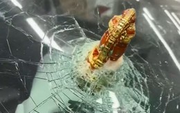 Kinh hoàng vật trang trí táp-lô xe trở thành mối nguy hiểm chết người