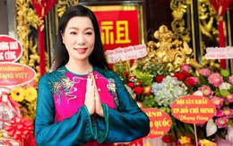 NSND Trịnh Kim Chi gửi 400 triệu tiền cúng tổ cứu trợ miền Bắc