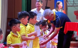 750 học sinh khó khăn nhận học bổng từ Saigontourist Group