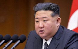 Ông Kim Jong Un dự triển lãm quốc phòng Triều Tiên, gửi thông điệp đến Mỹ