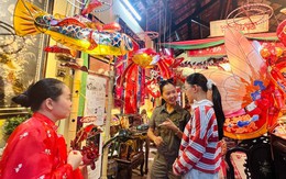 Phục dựng lồng đèn cho Trung thu thêm ý nghĩa