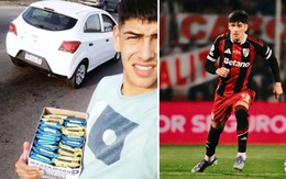 Cầu thủ từng bán hàng rong được gọi lên tuyển Argentina