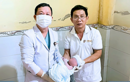 Hàng xóm đẻ rớt, bác sĩ chạy sang đỡ 'chớp nhoáng', cứu em bé thoát ngạt