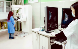 Ai có nguy cơ mắc ung thư vú?