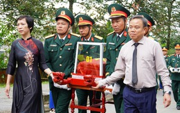 Dâng hương tưởng niệm 29 hài cốt liệt sĩ vừa được quy tập tại Thành cổ Quảng Trị