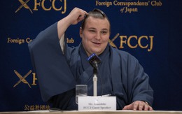 Võ sĩ trẻ Ukraine tạo 'địa chấn' tại làng sumo Nhật Bản