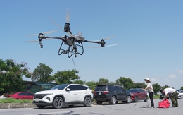 Phi đội drone vào tâm lũ