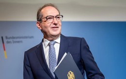 Drone bay nhan nhản, Đức tính cho cảnh sát quyền bắn hạ