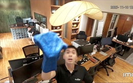 Lấy giẻ lau che camera theo chủ tịch thành... trào lưu