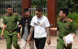 Bắt nhóm thanh niên quậy phá tiểu thương, đòi tiền bảo kê tại hội chợ