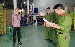 Khởi tố giám đốc công ty sản xuất, buôn bán nước ngọt giả