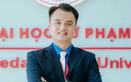Thủ khoa trường sư phạm từng học đại học 10 năm