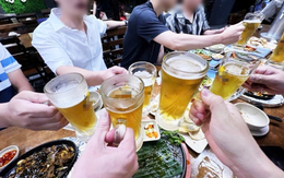 Khổ vì chồng cứ nói 'từ chối không được, bị coi thường, khó cho công việc' nên phải nhậu