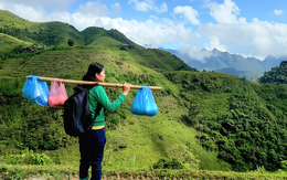 Ước nguyện của cô giáo vượt suối, lội dốc 'gánh thực phẩm lên non' cho học trò