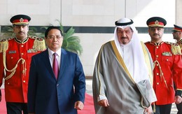 Thủ tướng Kuwait chủ trì lễ đón trọng thể Thủ tướng Phạm Minh Chính tại cung điện
