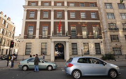 Trung Quốc phản ứng gắt trước cáo buộc gài gián điệp của Anh