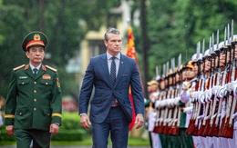 Đại tướng Phan Văn Giang hội đàm với Bộ trưởng Bộ Chiến tranh Mỹ