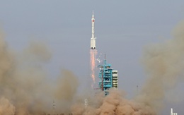 Trung Quốc lần đầu phóng khẩn cấp tàu Thần Châu-22