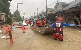 Lũ lịch sử ở Thái Lan: Thủ tướng ban bố tình trạng khẩn cấp, bệnh viện kêu cứu