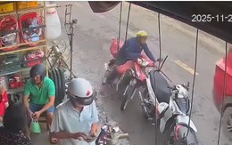 Người giao dừa bị đạp ngã ra đường, thoát chết khi ô tô lao đến