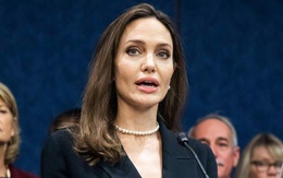 Angelina Jolie bị chỉ trích vì chuyến thăm Ukraine ồn ào