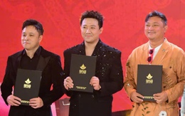 Trấn Thành chúc mừng 'Mưa đỏ', các Bông sen bạc và đặc biệt là đạo diễn của 'Tử chiến trên không'