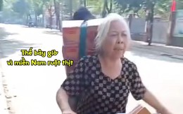 Ấm lòng cảnh cụ bà chở nhu yếu phẩm đến ủng hộ đồng bào vùng lũ