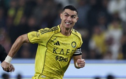 Ronaldo đặt chân vào thế giới MMA