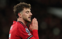 Man Utd chuyển nhượng tệ nhất thế giới với khoản lỗ 421 triệu bảng