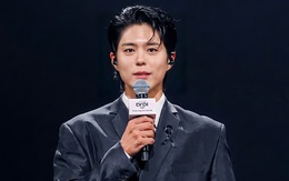 MAMA 2025 tưởng niệm nạn nhân vụ cháy chung cư tại Hong Kong, Rosé BlackPink nhận Daesang