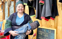 Không còn cảnh chờ khách du lịch, người phụ nữ Mông giúp chị em vùng cao đổi đời nhờ chuyển đổi số