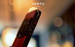 Vì sao Vertu vẫn giữ phím Ruby trong kỷ nguyên AI?