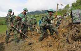 Bộ đội mở đường, phá thế cô lập cho 5 thôn ở Quảng Ngãi