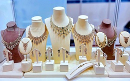 Ngắm trang sức, đá quý bạc tỉ tại triển lãm quốc tế TP.HCM