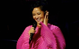 Ca sĩ Hồng Nhung ‘phê bình’ nhạc sĩ Dương Thụ