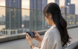 Nữ giới càng cô đơn, càng lạm dụng điện thoại quá mức