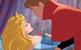 Vừa lên kế hoạch live action Công chúa ngủ trong rừng, Disney lại gây tranh cãi