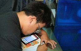 5 năm đau thương của nam SV nghị lực, cha mất vì COVID-19, mẹ chạy thận không thành...