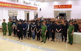 45 thanh thiếu niên mang hung khí, chia làm 2 phe hỗn chiến