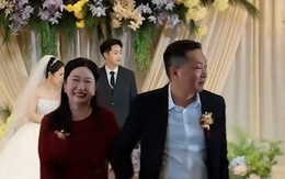 Bố nhún nhảy sung sướng khi con trai có vợ