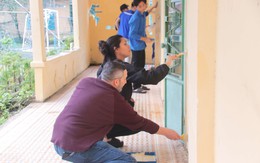 Nhân viên Đại sứ quán và Tổng lãnh sự quán Hoa Kỳ thăm trẻ em Làng Hy Vọng tại Đà Nẵng