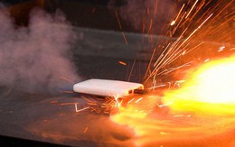 Sạc dự phòng bốc cháy, 120 khách sơ tán, 1 người nhập viện