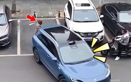 Cô gái quê một cục khi đứng lì xí chỗ đỗ xe với ô tô công nghệ