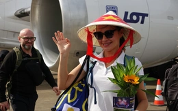 Tưng bừng đón khách quốc tế thứ 20 triệu đến Phú Quốc