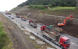 Khẩn trương khắc phục đứt gãy ở cao tốc Chí Thạnh - Vân Phong để kịp thông xe ngày 19-12