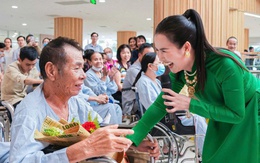 Mang âm nhạc đến với hơn 300 người bệnh, cán bộ, chiến sĩ tại Bệnh viện Quân y 175