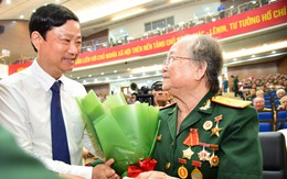 TP.HCM gặp mặt cán bộ nghỉ hưu ôn truyền thống Ngày thành lập Quân đội nhân dân Việt Nam
