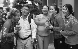 Vừa trở về từ Thái Lan, ba chị em cùng giành HCV SEA Games 33 đau buồn nhận tin cha qua đời