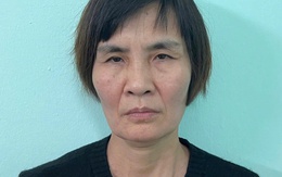 Đi ngang lấy trộm gói hàng trên xe nữ sinh, bị phát hiện bắt nữ sinh quỳ xin mới trả